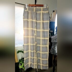 WEWOREWHAT NWOT Chic Gray and Yellow Plaid Trousers.     #29